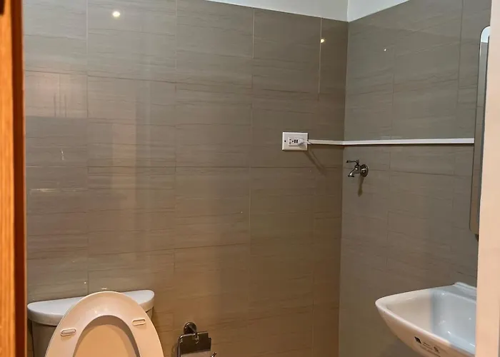 Gild 1br W Balcony Near Moa Shore 2 W Netflix Apartment Manila